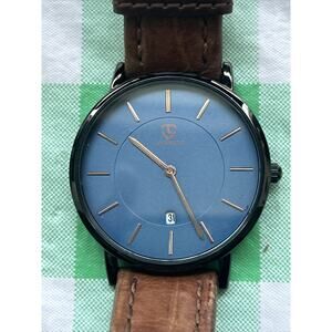 Lavaredo NO.L6628 Men's Brown Leather Analog Blue Dial Quartz Wrist Watch